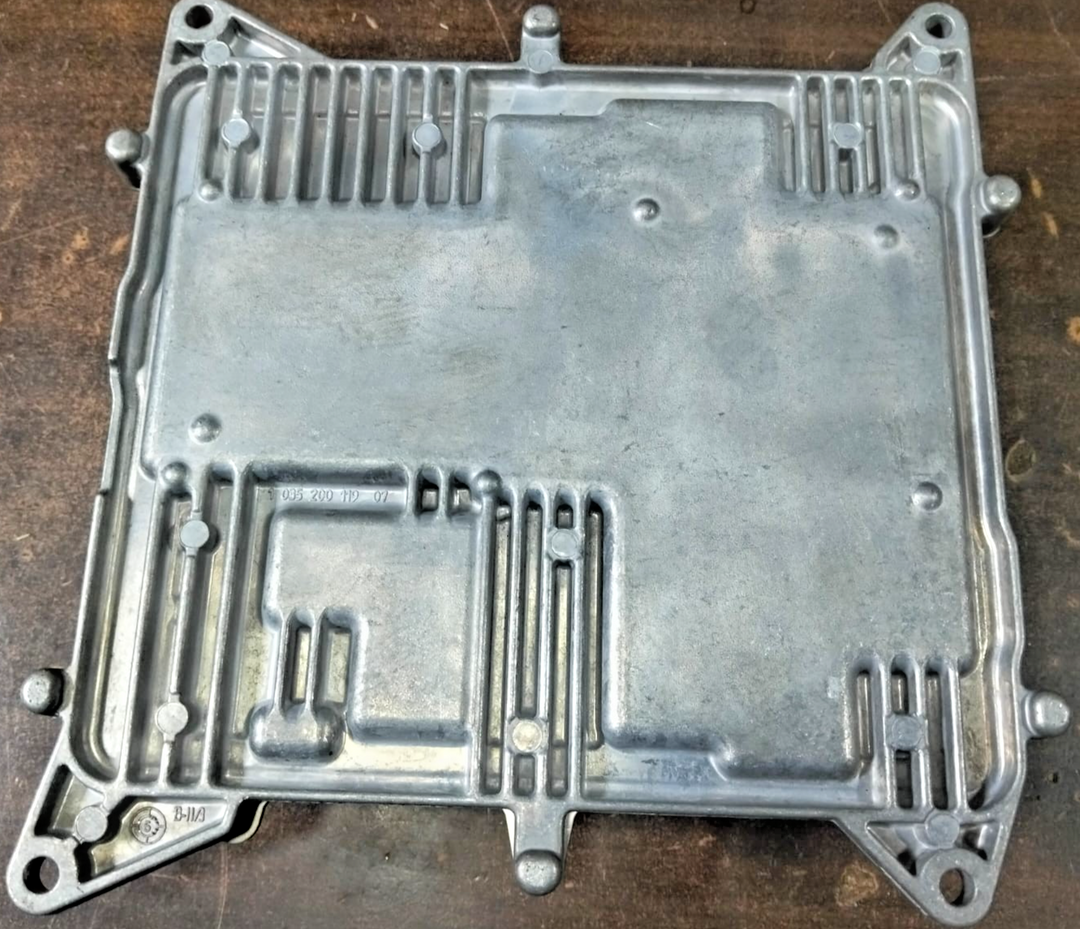 OEM BMW F30 F31 F32 N20 ECU Only Engine Control Unit GASOLINE DME 8639595