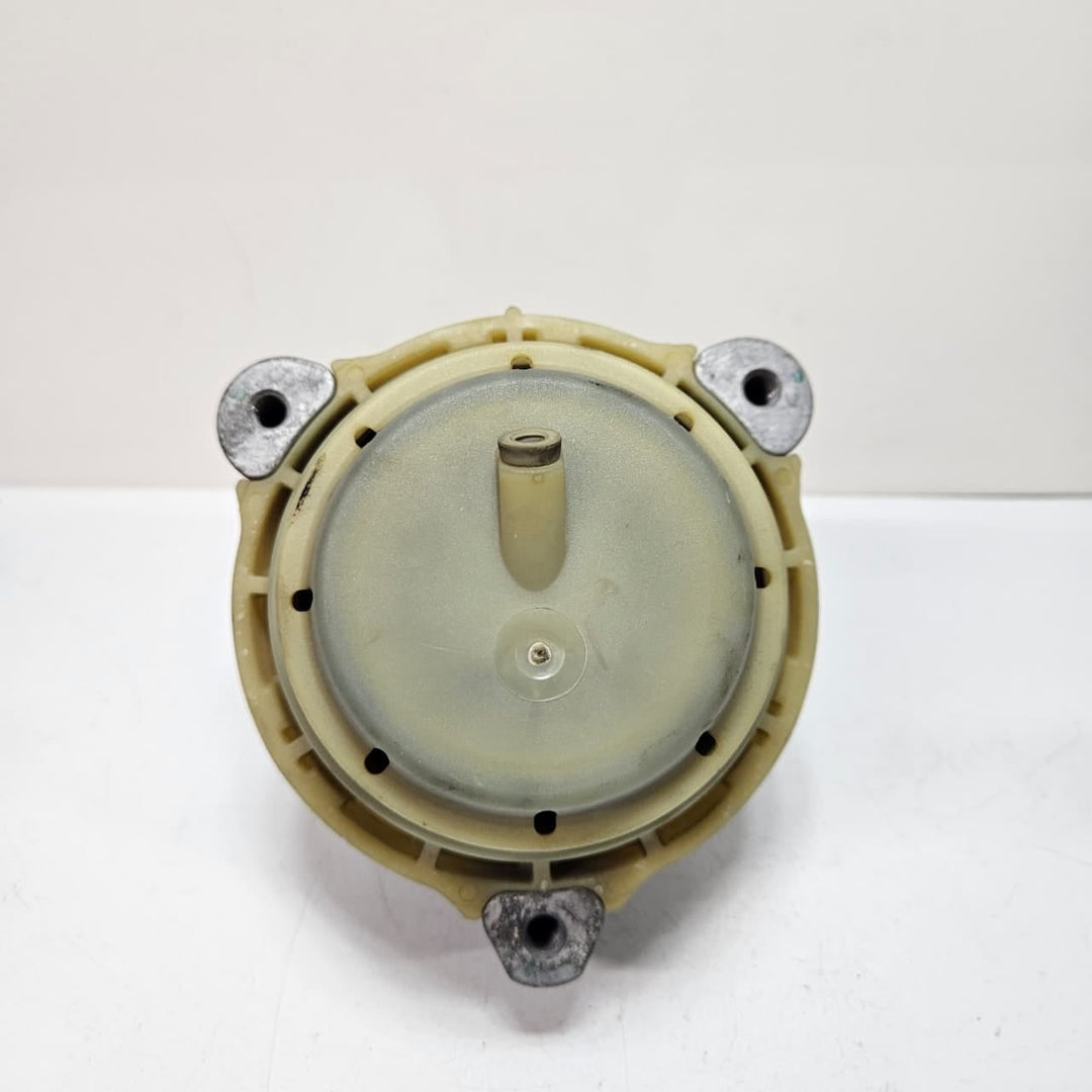 2018-2023 BMW  5 Series G30 F90 B48B20 530e Engine Mount 6860491