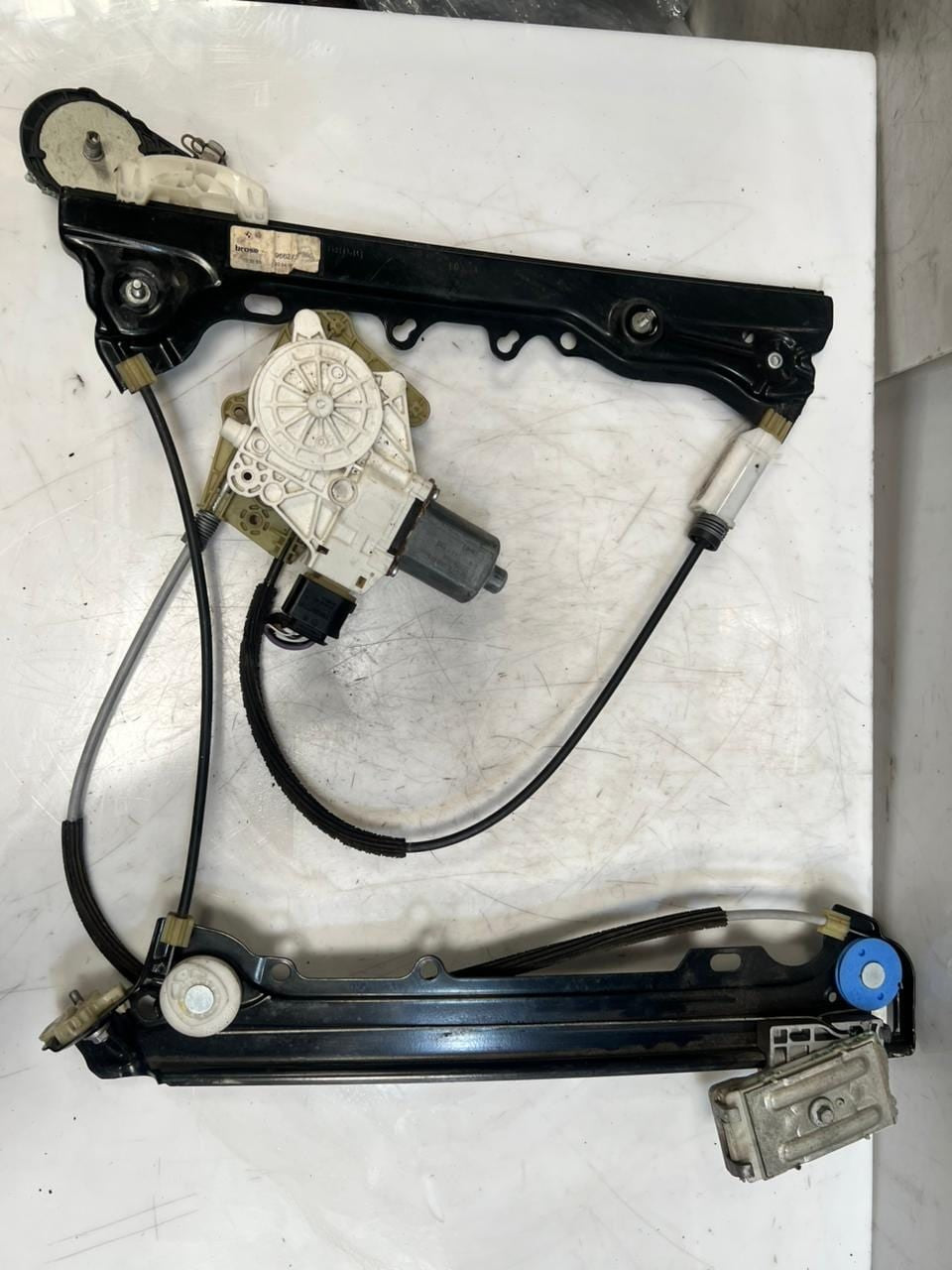 2012 BMW Z4 E89 sDrive 20I Window REGULATOR Motor Front Left 6952085 OEM