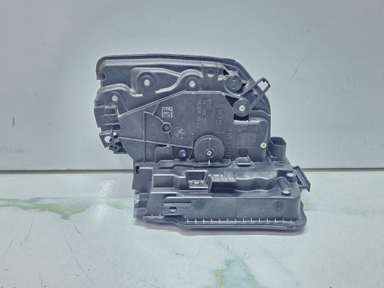 BMW G30 LCI 530d M Package Door Lock Latch Rear Left Side 7477689 OEM