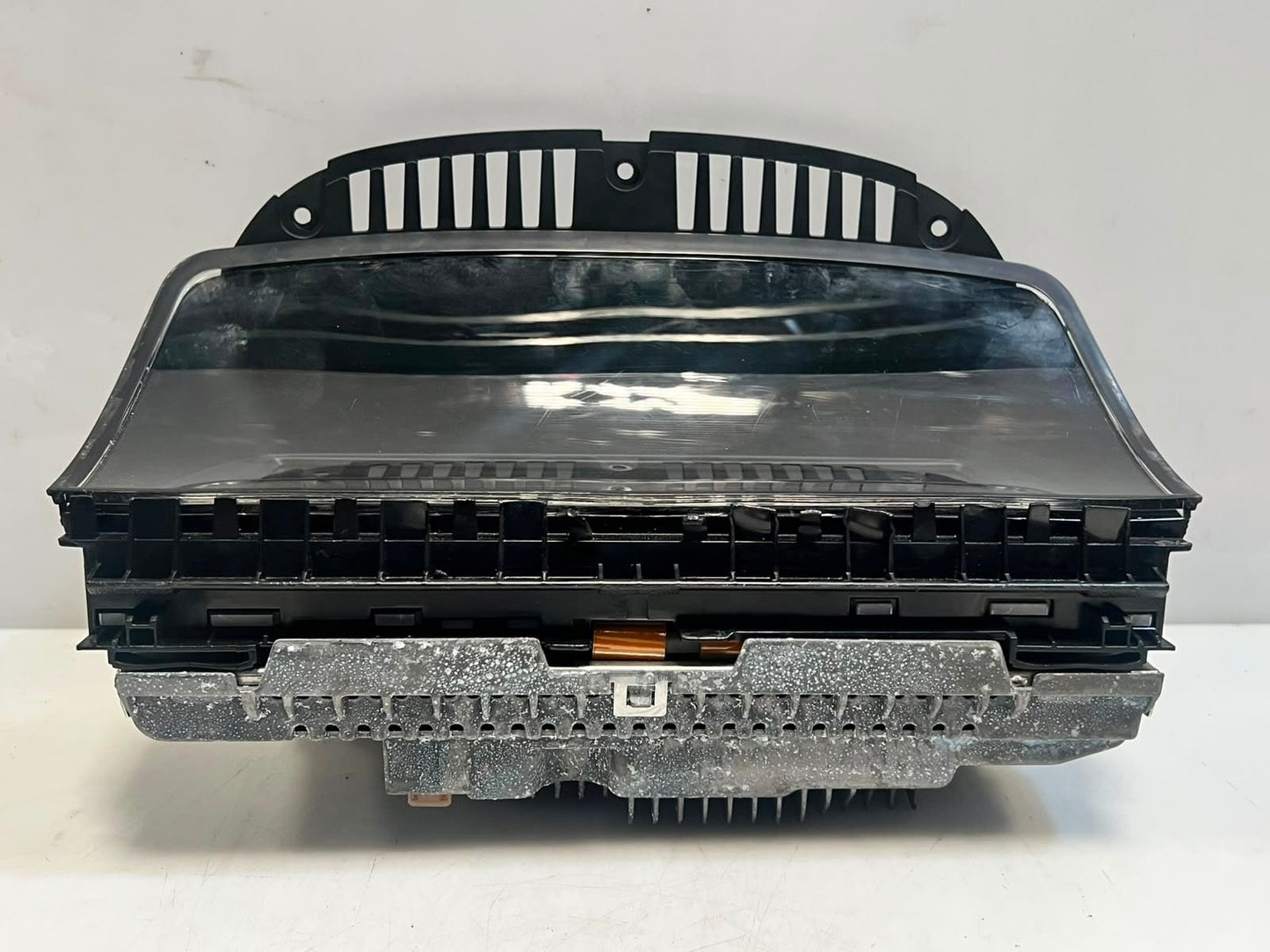 2006-2008 BMW 750i 7 Series E65 E66 HARMAN Information Display Screen 9157123