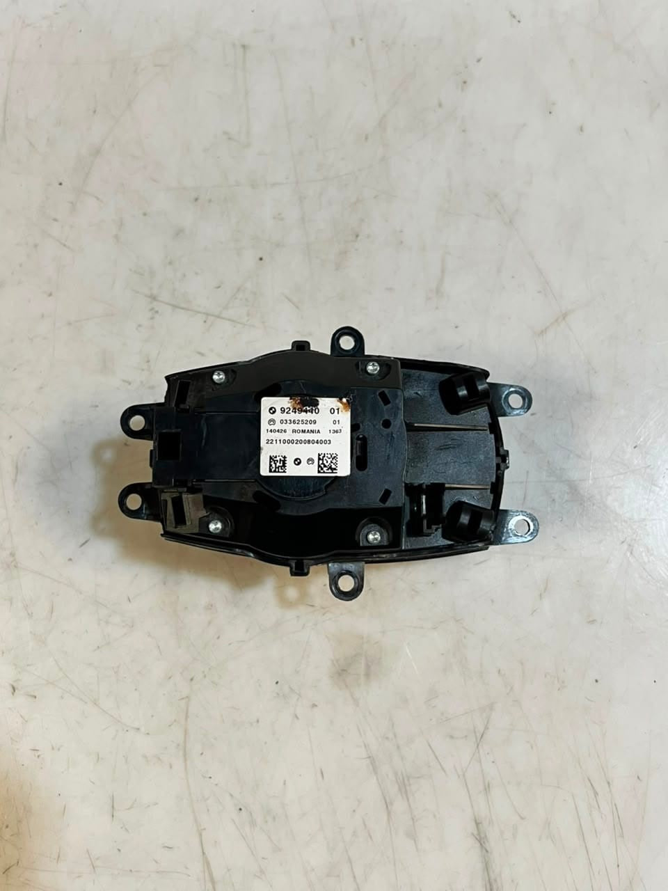 2007-2013 BMW X5 E60 E61 E63 E64 X5 E70 X6 E71 iDrive Controller 9249440