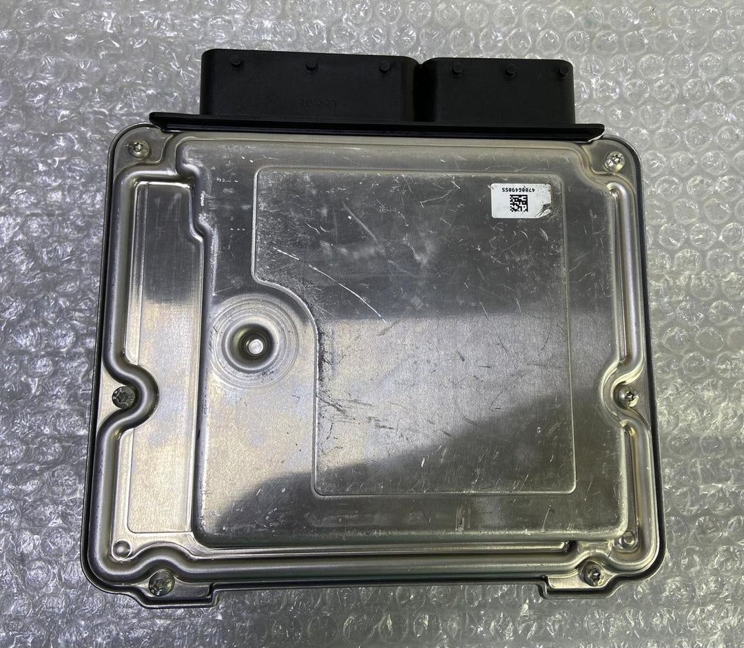 OEM BMW 3 F30 F35 F31 B47 ENGINE CONTROL MODULE ECU ONLY DDE 8470176 BOSCH