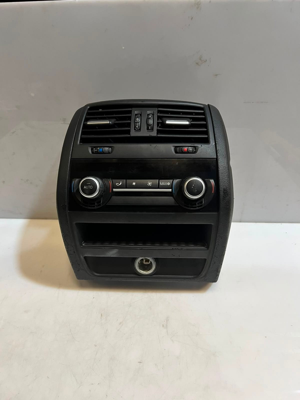 BMW 750Li 7' F01 F02 F03 F04 F10 F11 5' Rear Climate Control Unit 9245277 OEM