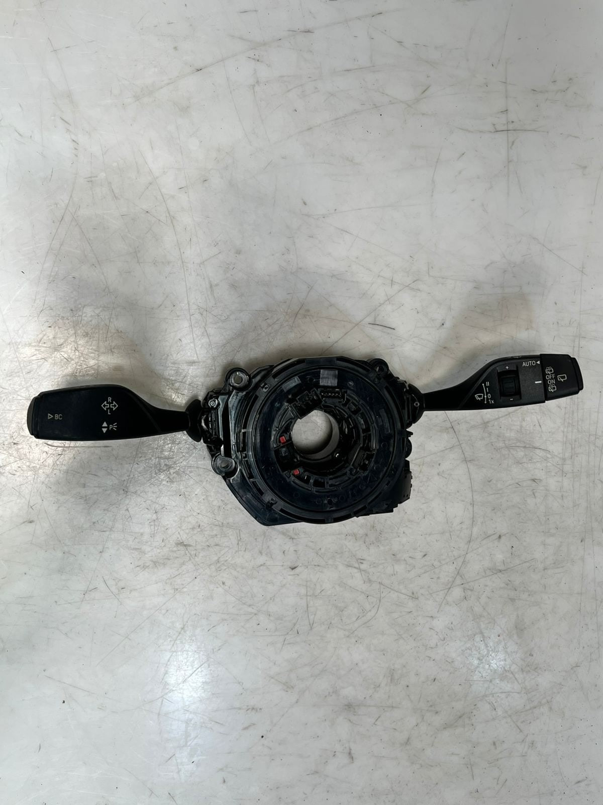 BMW  F15, F85, F25 MODEL Steering Column Switch Unit 9330565 OEM