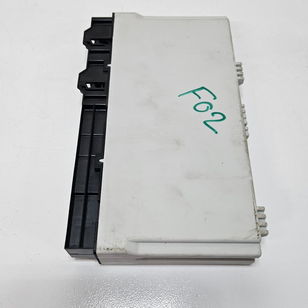 2012-2013 BMW 3 Series F30, F20,325i Front Left Seat Control Module 9280913