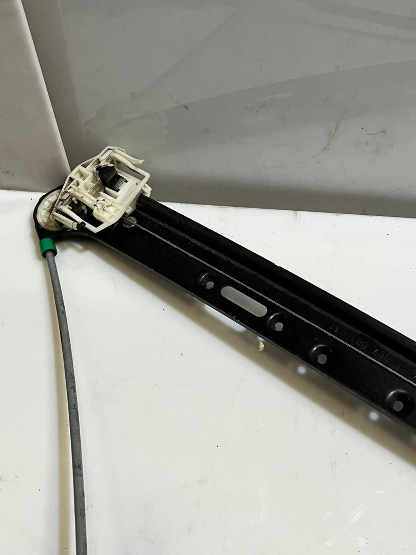 2004-2007 BMW X3 E83 Front RIGHT Door Window Regulator With Motor 7083011 OEM