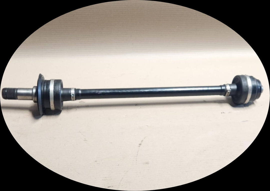 2017 BMW 740Le xDrive 7 Series G11 Drive Shaft Output Shaft Rear Right 8639468