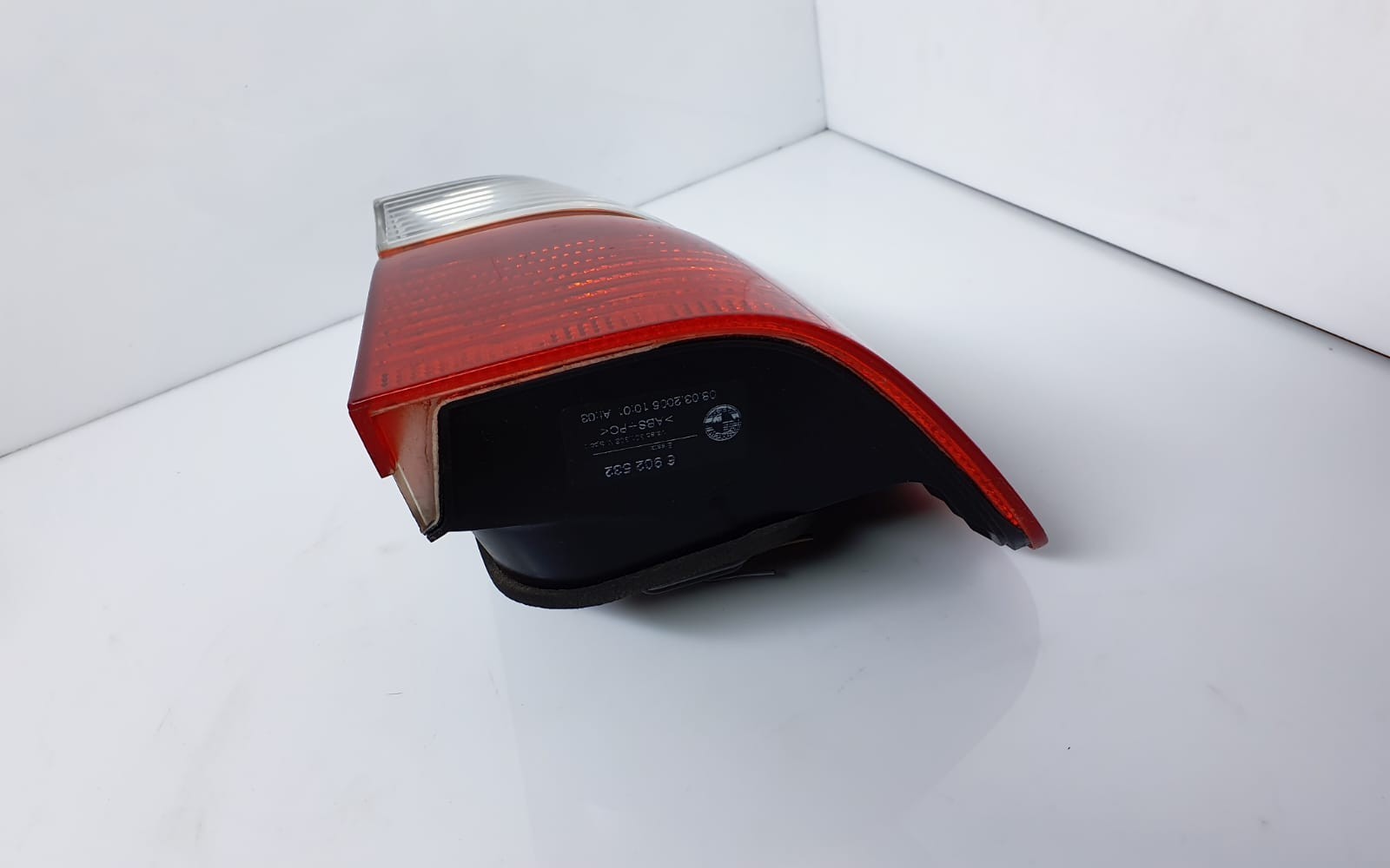 BMW E39 LCI  Tailgate rear/tail lights Fits for 2496339