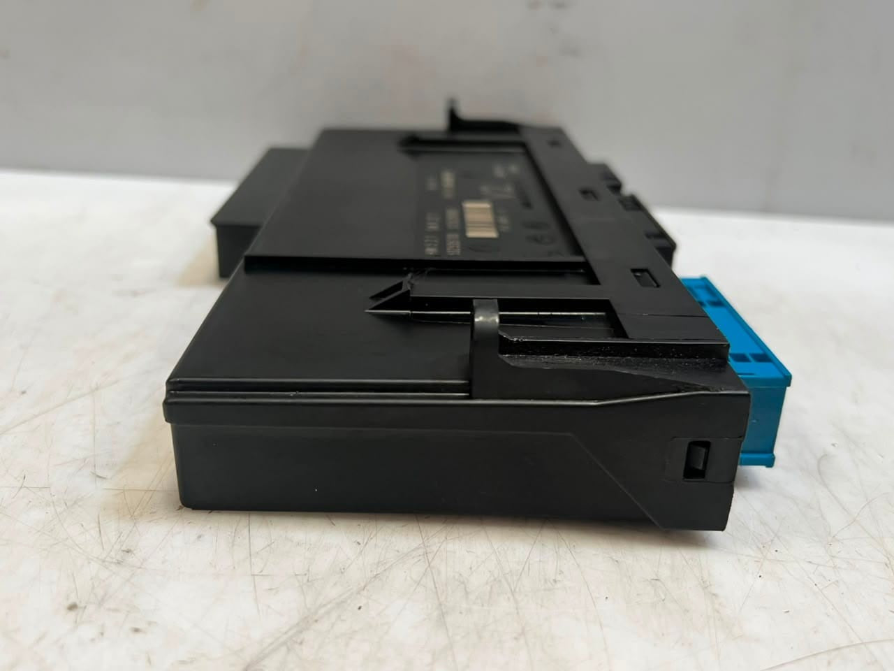 BMW 5 Series F10 F11 520d Body Control Module Junction Box 9244392 OEM