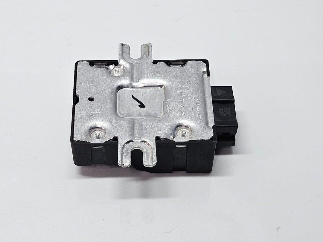 7476046-2017 BMW X1 F48 Fuel Injection Pump Control Unit OEM