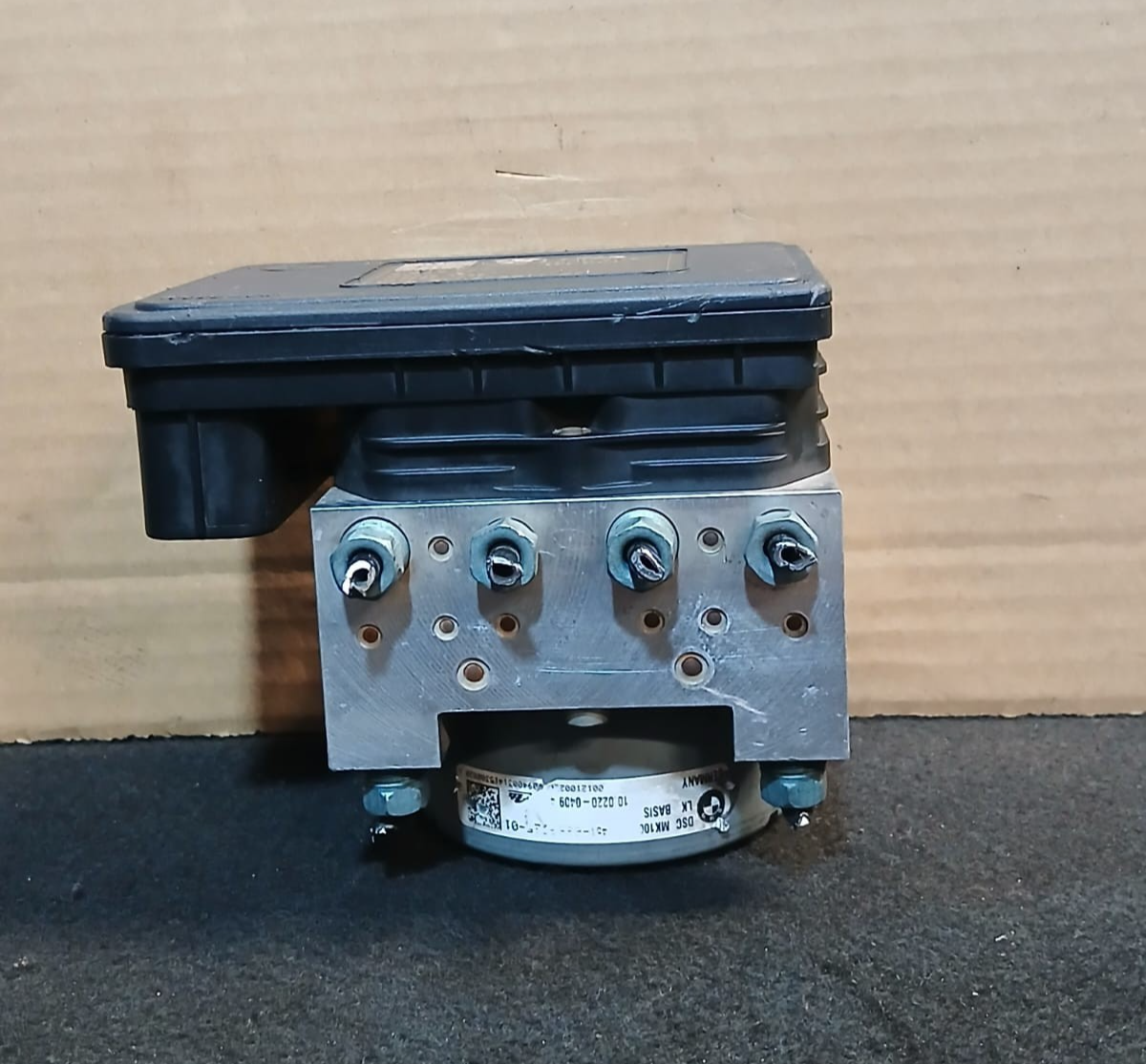 BMW F30 3 Series Anti-Lock ABS Brake Pump Module Assembly Unit 6869726
