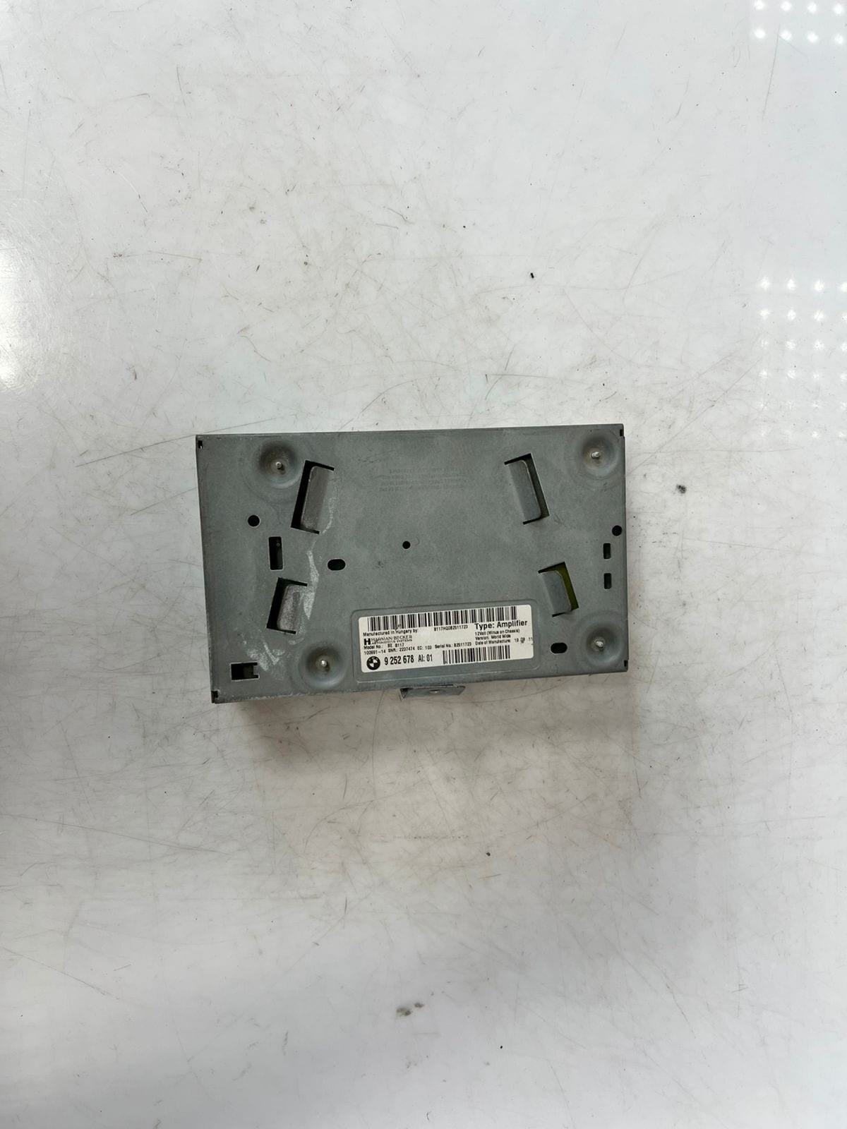 BMW 7 Series F01 F02 F04 Hifi System Audio Amplifier 9252678 OEM