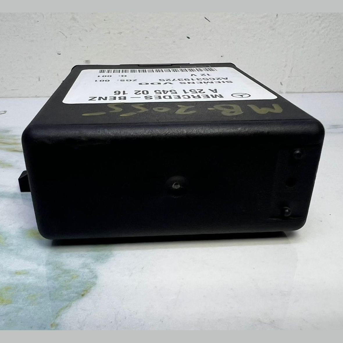 Mercedes Air Suspension Control Module A2515450216 W251 R-Class and E-Class W211