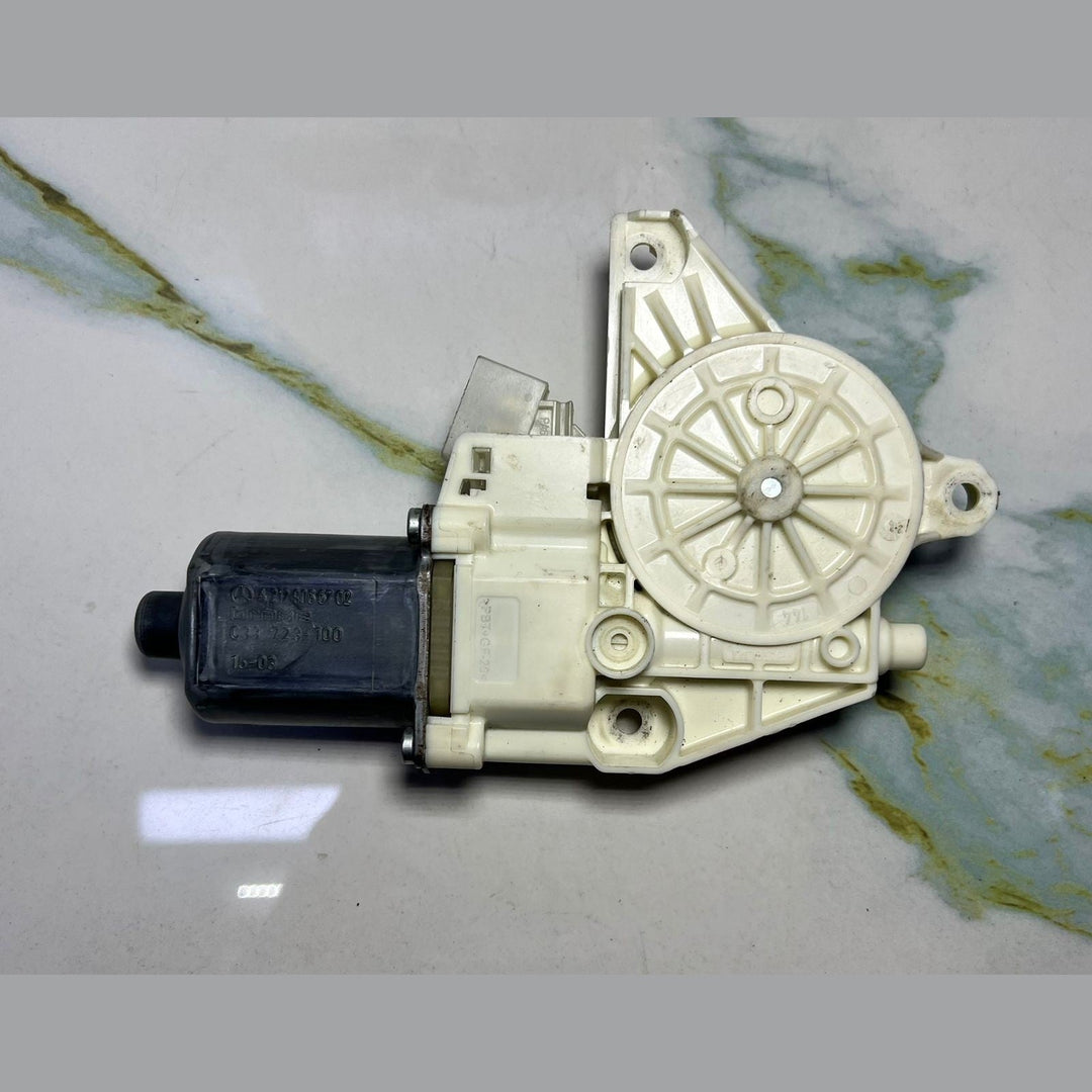 10-14 Mercedes-Benz W212 E-Class Window Motor Front Right Side A212 9066702 OEM