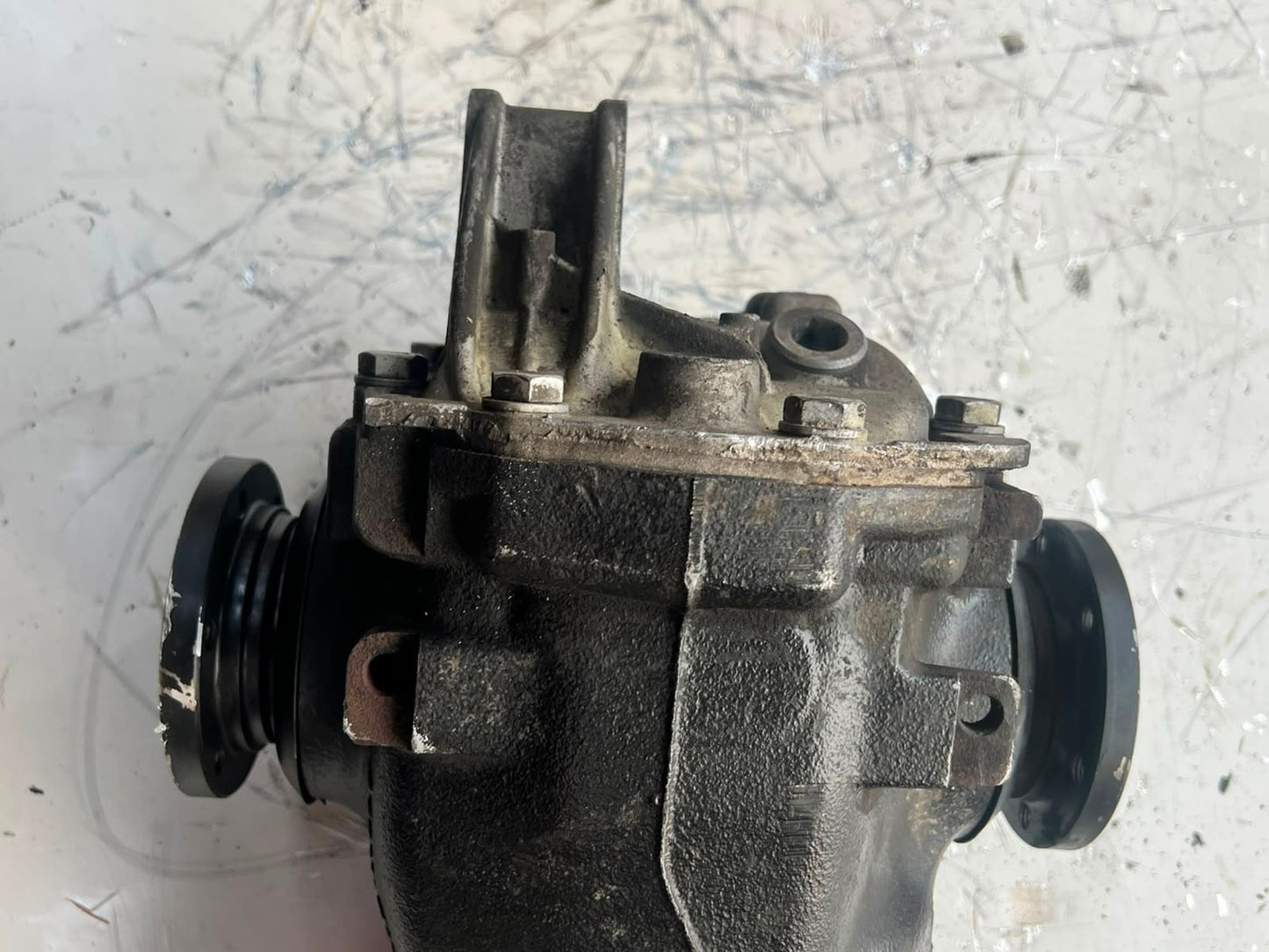 2007-2010 BMW X3 E83 Rear Differential 7547090 RATIO 4.44 