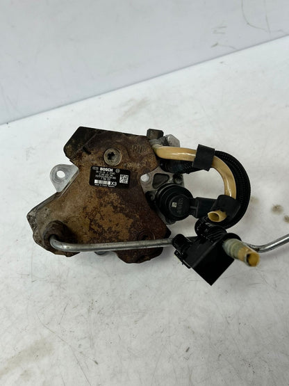 BMW E60, E61, E87, E90 3.0 diesel 330D 530D High Pressure Fuel Pump 7798333 OEM