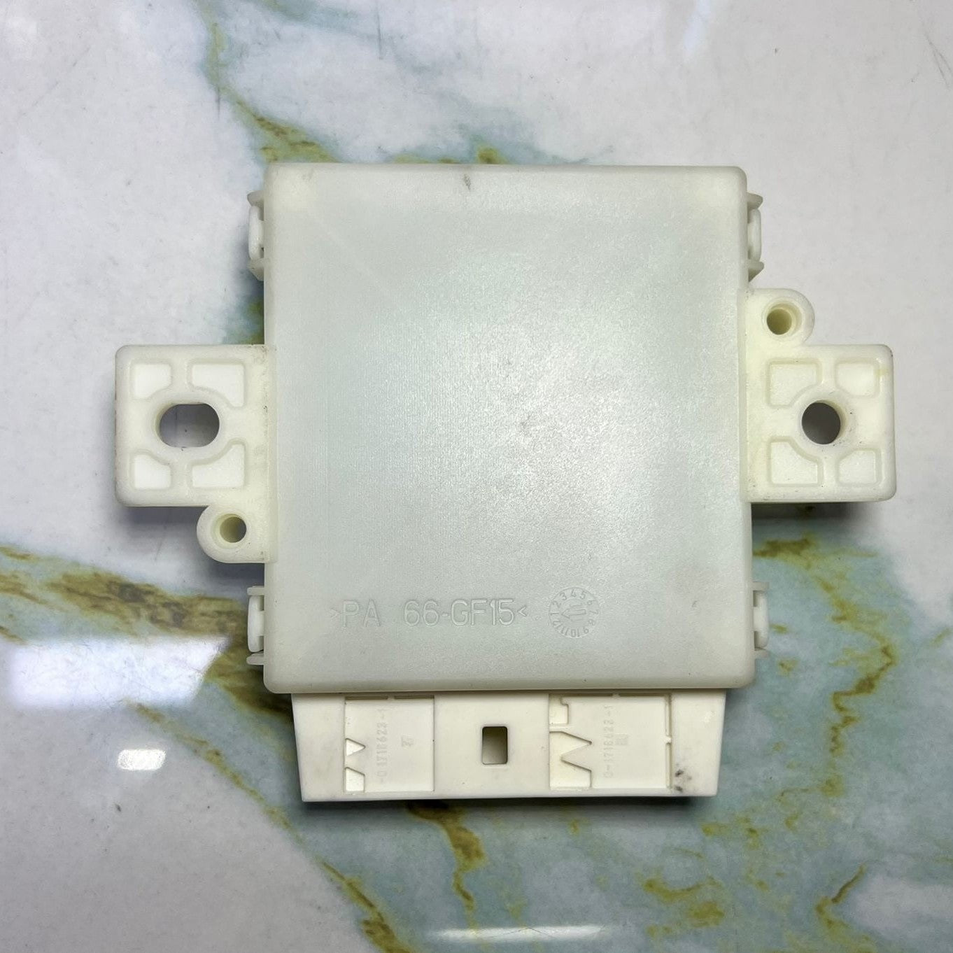 2012 Mercedes-Benz C200 Parking Distance Control Module A2049009004 C Class W204