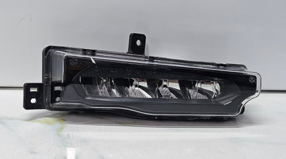 2019 BMW X3 G01 Front Right Fog Light 9492772 OEM 