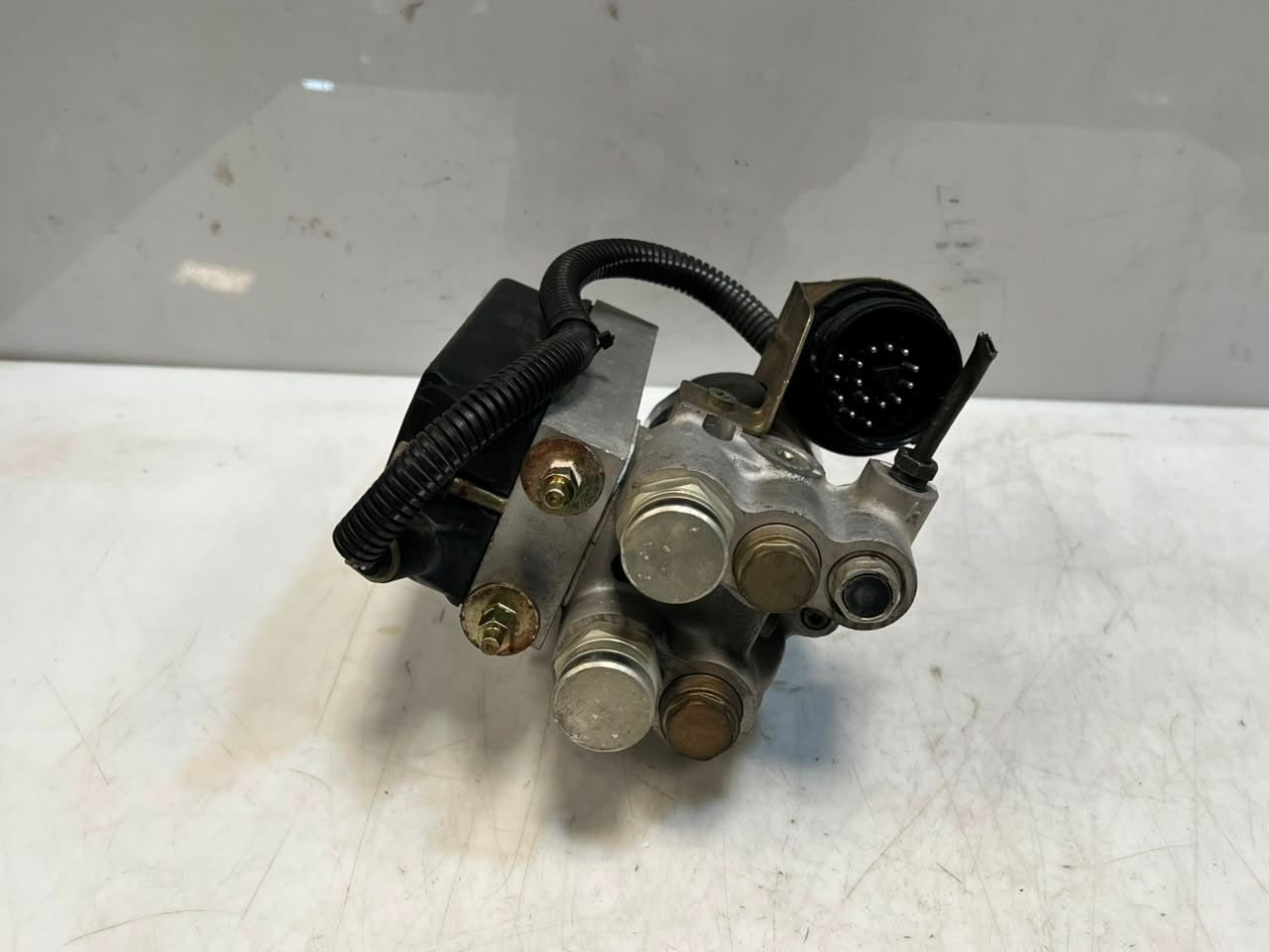 1996-1999 BMW Z3 3 Series E36 ASC+ABS Pump HYDRAULIC MODULE UNIT 1164095 OEM