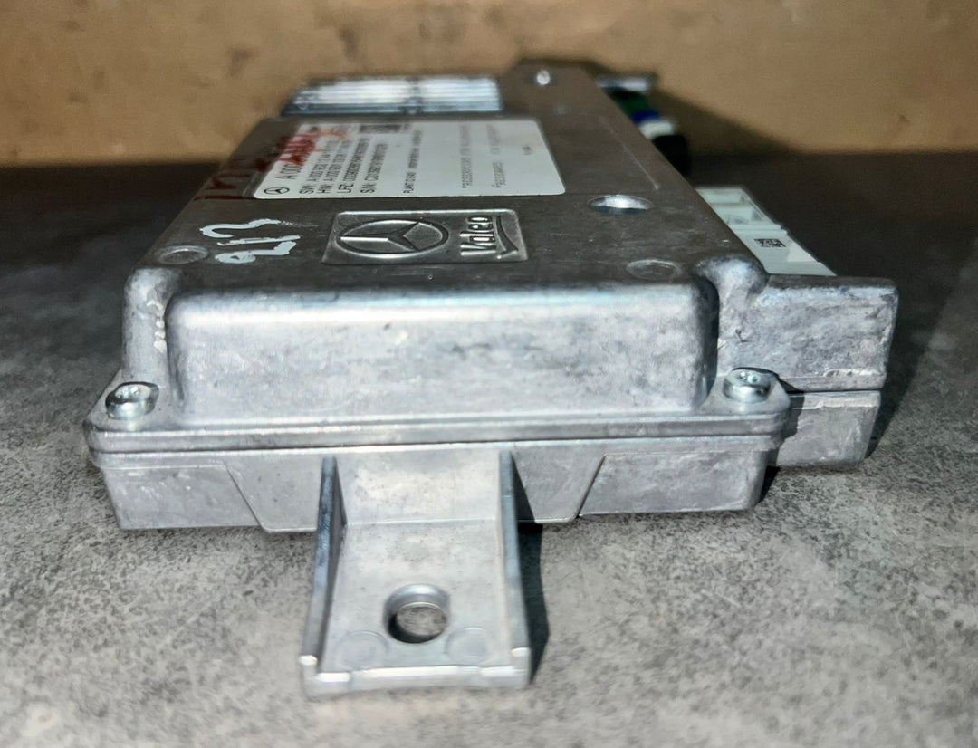 15-20 Mercedes W213 PDC Parking Assistant Parktronic Control A000 9006616 OEM