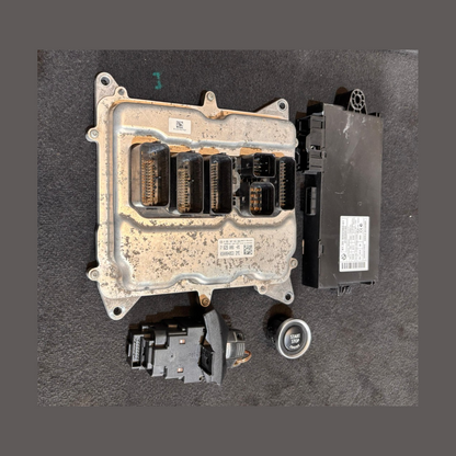 BMW X1 20iX E84 2011 N20B20A ENGINE CONTROL UNIT ECU COMPLETE  KIT 7629006