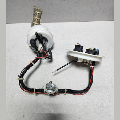 BMW Fuel Feed Unit 7260640 6 Gran Coupe F06 3 Series and 6 Series