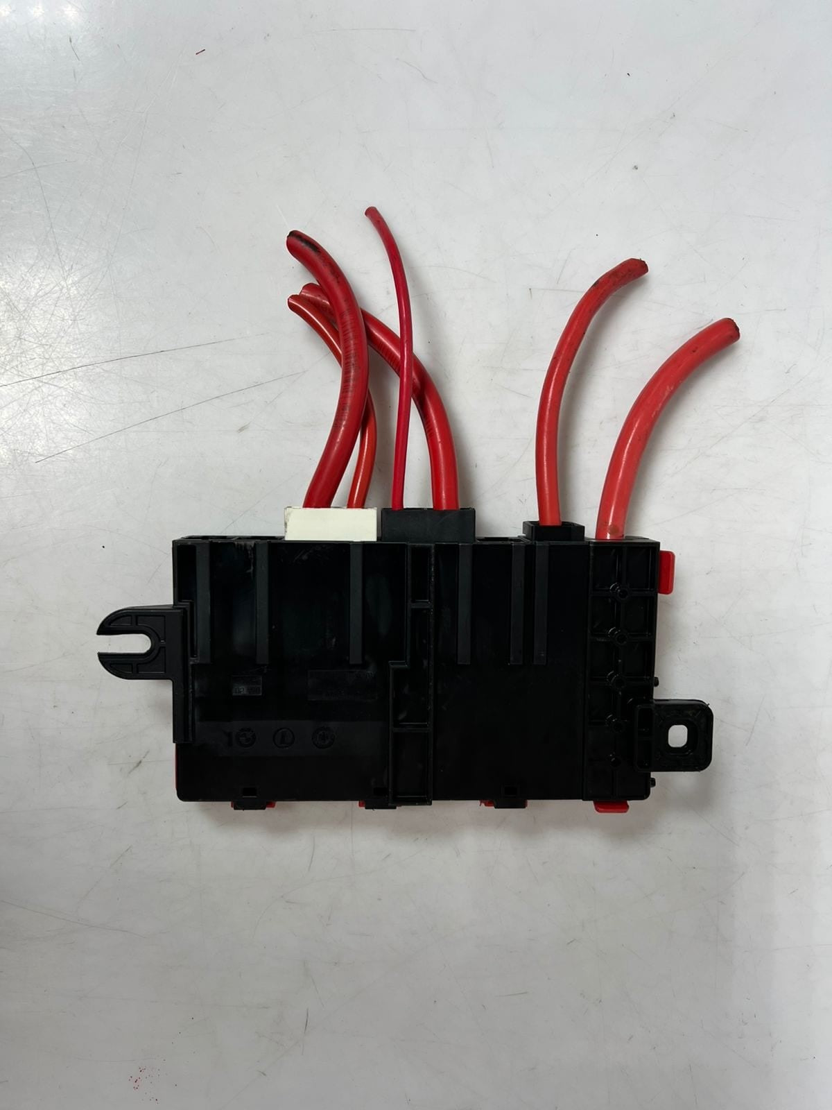 12-16 BMW 328i  F30 F31 F34 Battery Power Distribution B+ FUSE Box 9227752 OEM