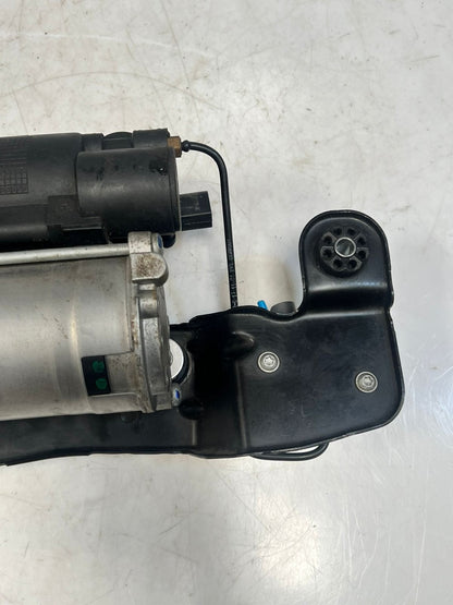 2006-2014 BMW X5 E70 X6 E71 E72 Air Suspension Compressor AIR SUPPLY 6789938 OEM