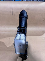 Bild in die Galerieansicht laden, 2020-2023 BMW 530I XDRIVE 2.0L - Engine OIL Filter Housing W/ Cooler 8580414