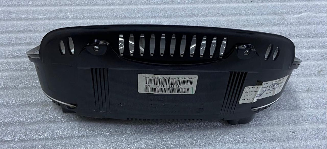 OEM BMW E60 E61 SPEEDOMETER INSTRUMENTS CLUSTER 9153750