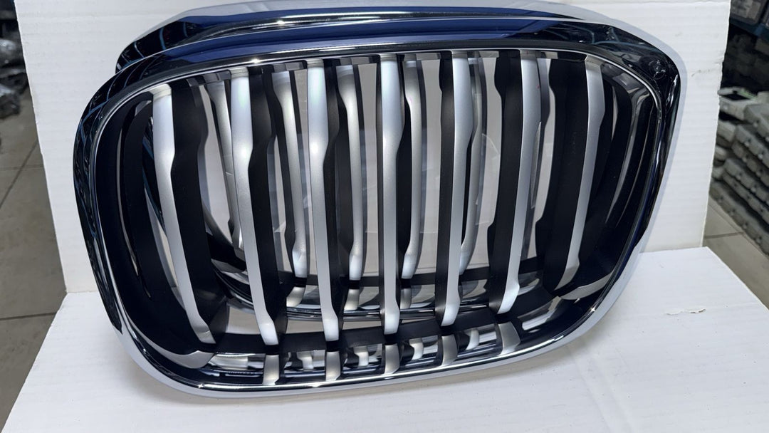BMW X3 G01 X4 G02 FRONT GRILL NEW GENUINE LHS RHS 7464930-7464929 X-line 2018