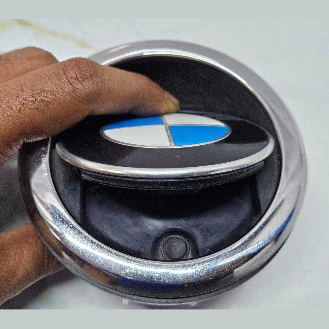 BMW 1 Series F20 F21 Tailgate Emblem Release Button Switch 7270728 OEM