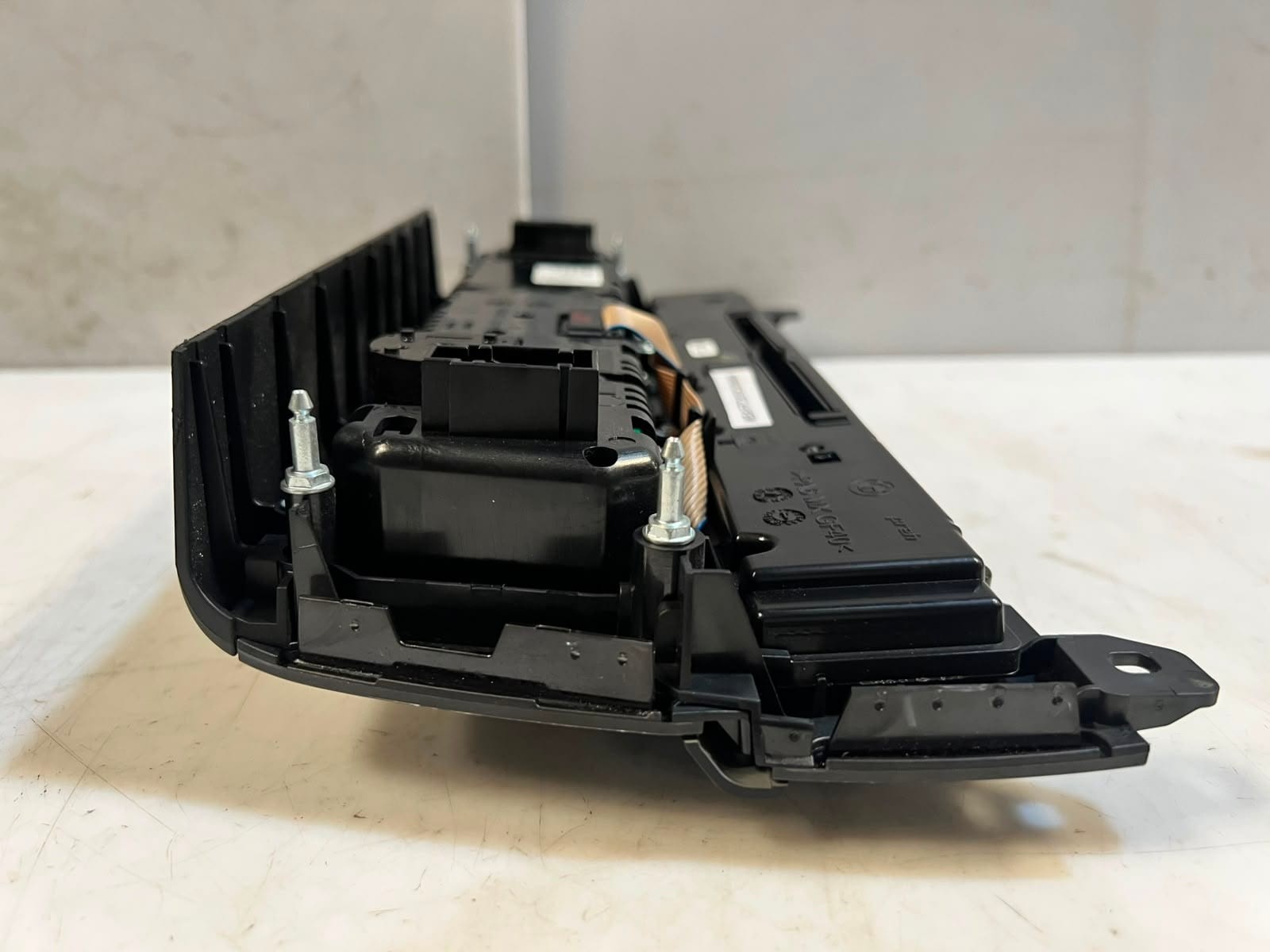 2011-2016 BMW 5 Series F10 and F11 535i A/C Climate Control Panel 9285330 OEM