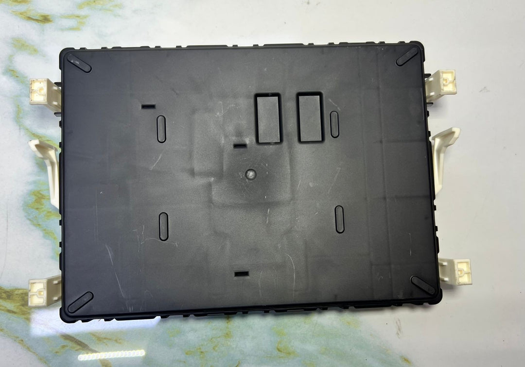 Mercedes W205 C300 C-Class Continental Control Module Unit A205 9007139 OEM