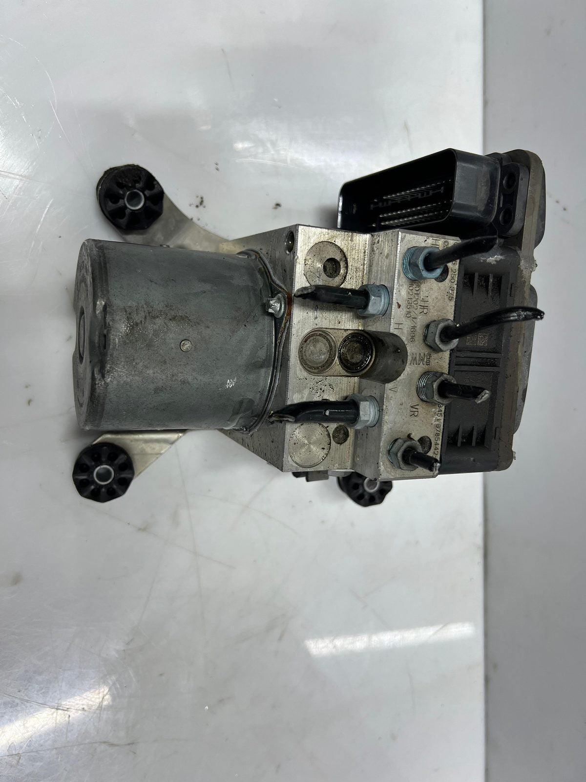 BMW 5 Series F10 F11 F13 Abs Pump Modulator 6799515