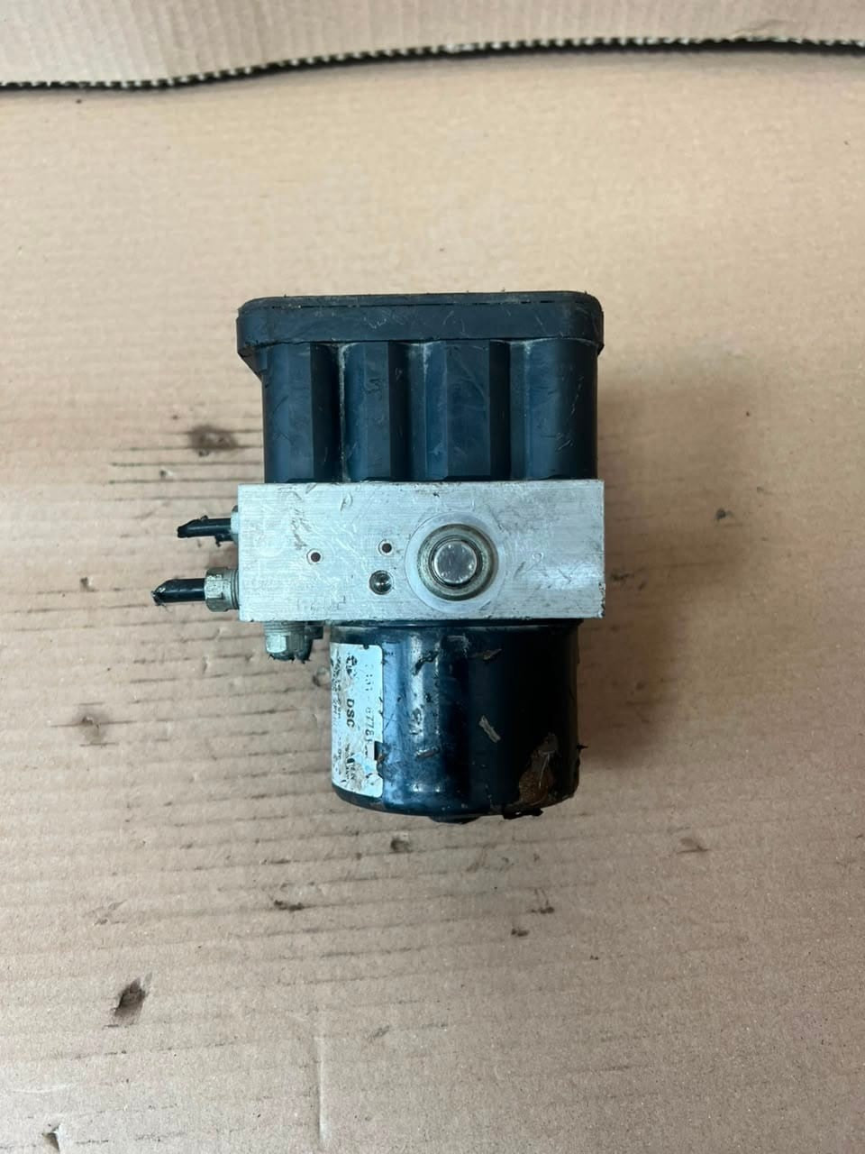 2005-2007 BMW E87 E92 E90 E91 330i ABS Pump Module Assembly 6778164 OEM