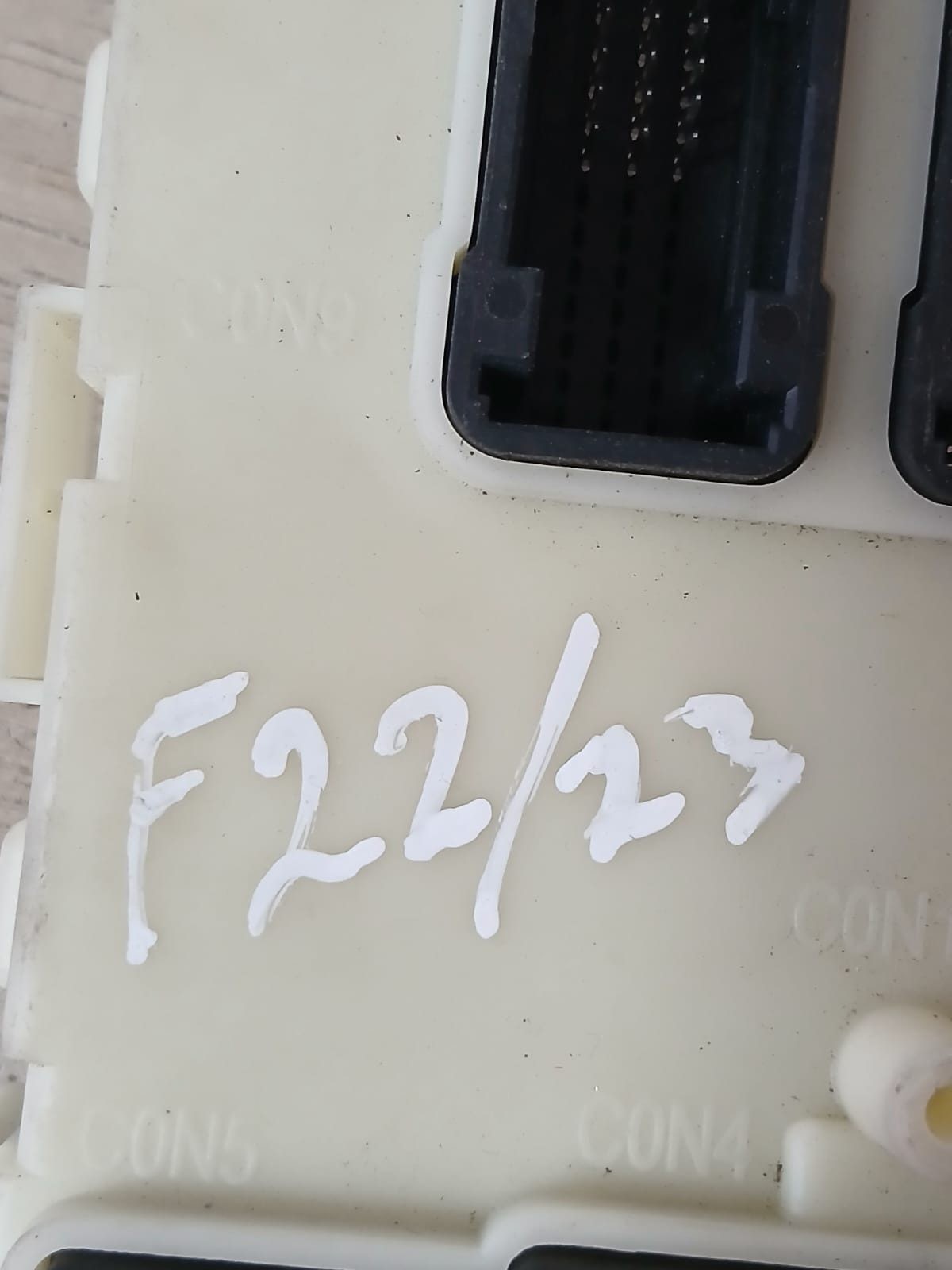 2012-18 BMW 320i Front Electronic Control Module 9387263 F30 F32 F33 F36 F80 F82