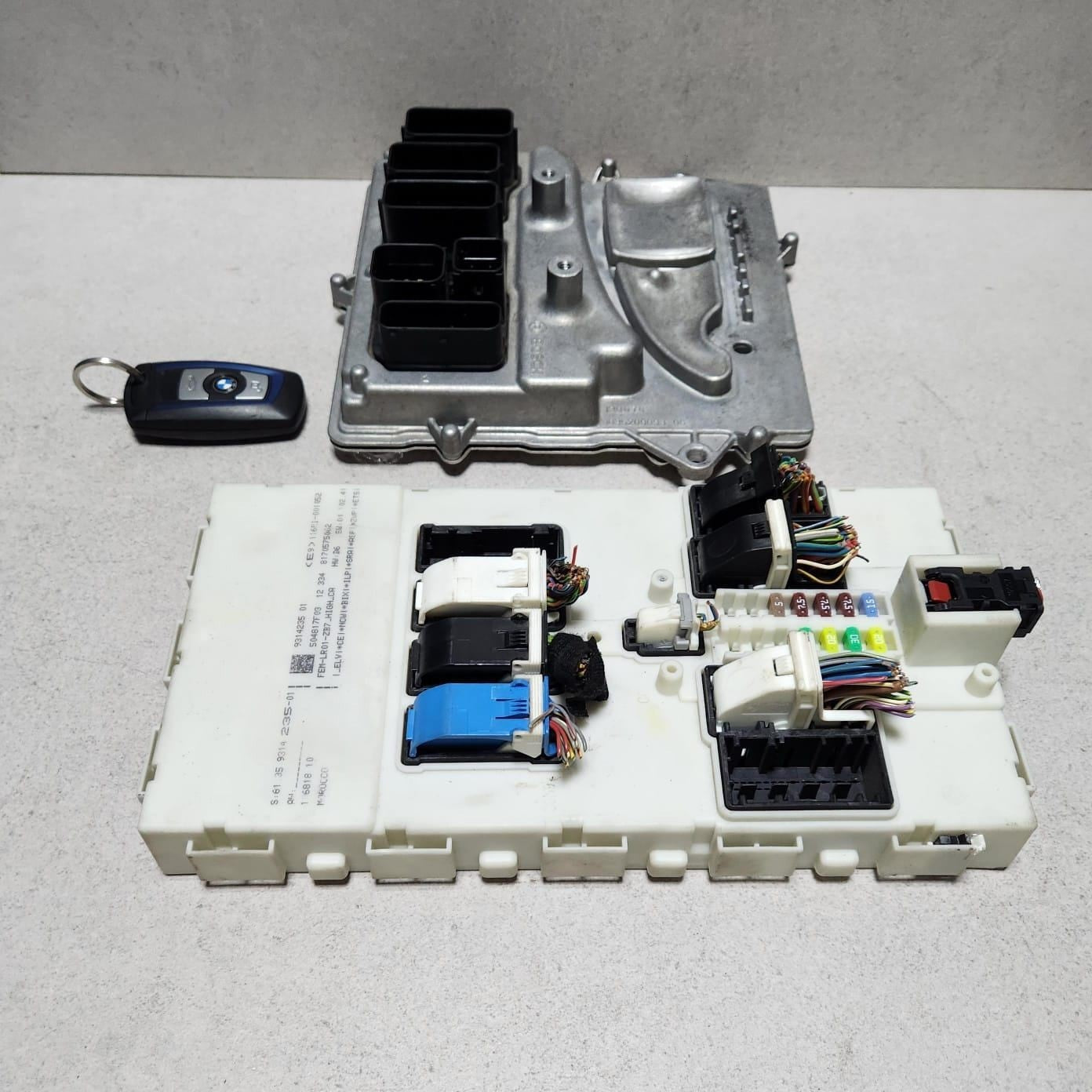 2013-2016 BMW M135i F20 F30 Engine Control Unit 8606776 F20 F30 N55 ECU SET 