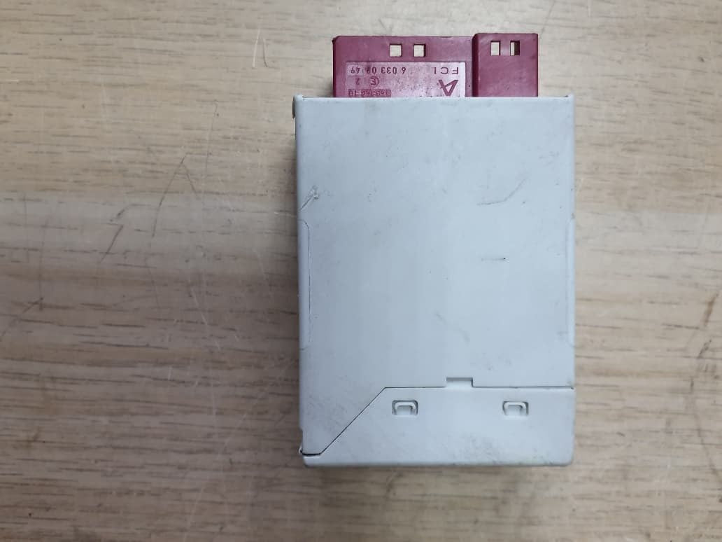 BMW Remote Backrest Release Control Module 7464634 F45 2 Series, F46, and F48 X1