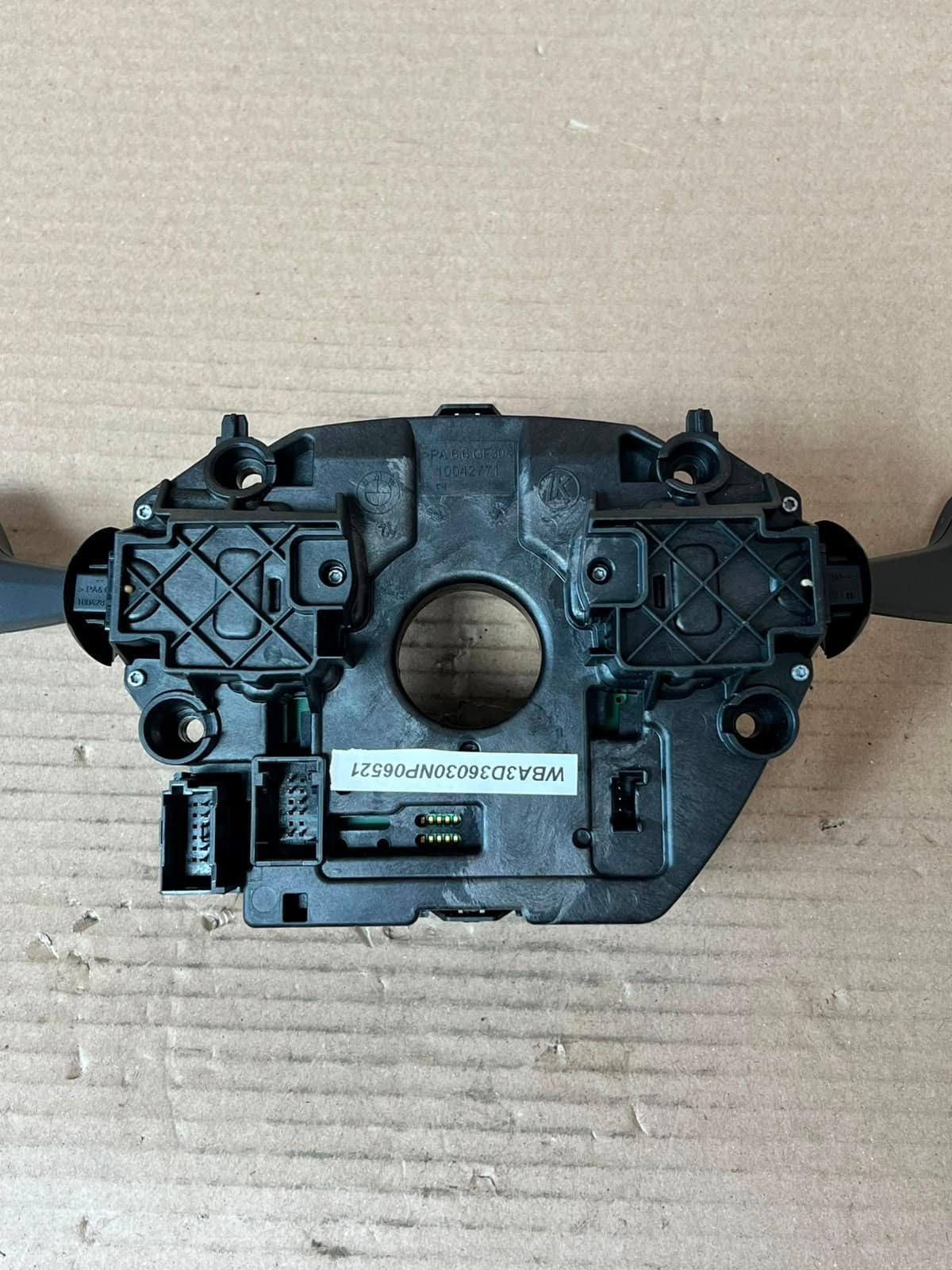 BMW 3' F30, F31, F35 F80 328i Wiper Turn Signal Indicator Stalk/Switch 9253746