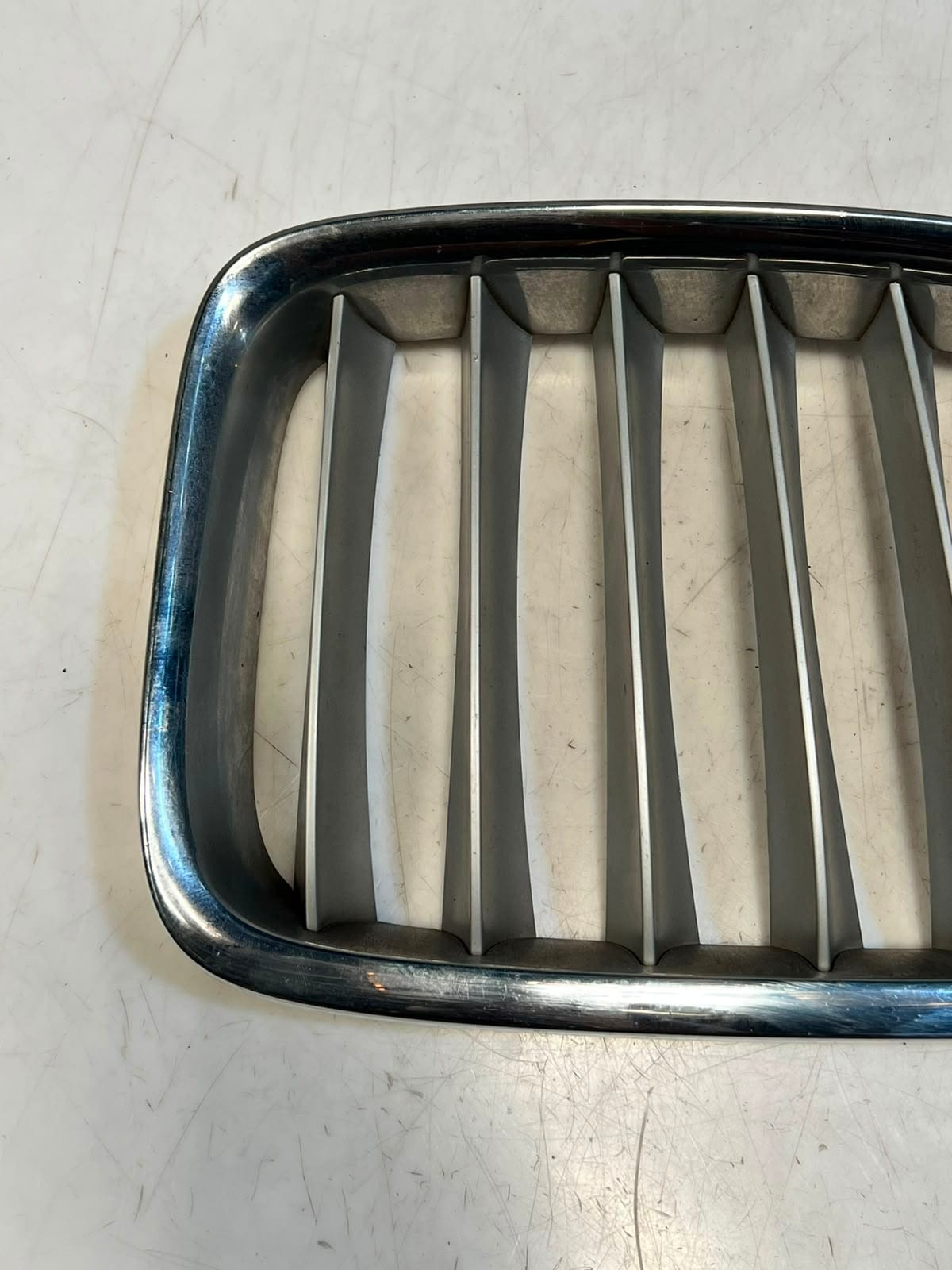 2010-2015 BMW X1 E84 Front Right Kidney Grille Chrome 2993308 OEM