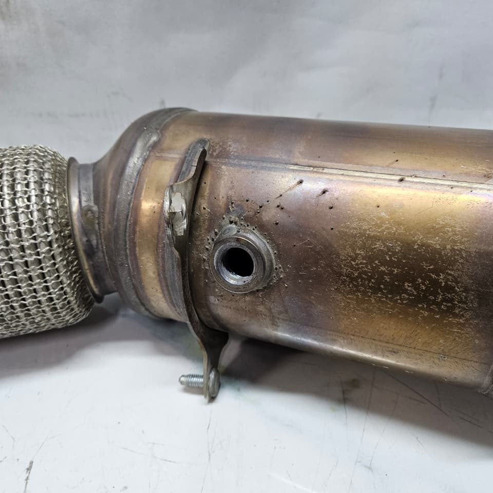 2018 BMW 330i G21, G22, G30 xDrive Catalytic Converter 8482813