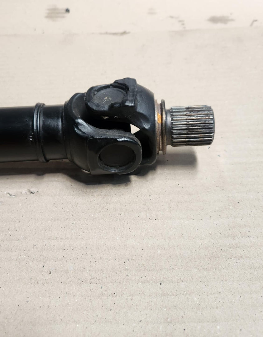 2008-2019 BMW X5 X6 F15 F85 X5M E70 E71  F16 X6M Front Driveshaft 8605866 