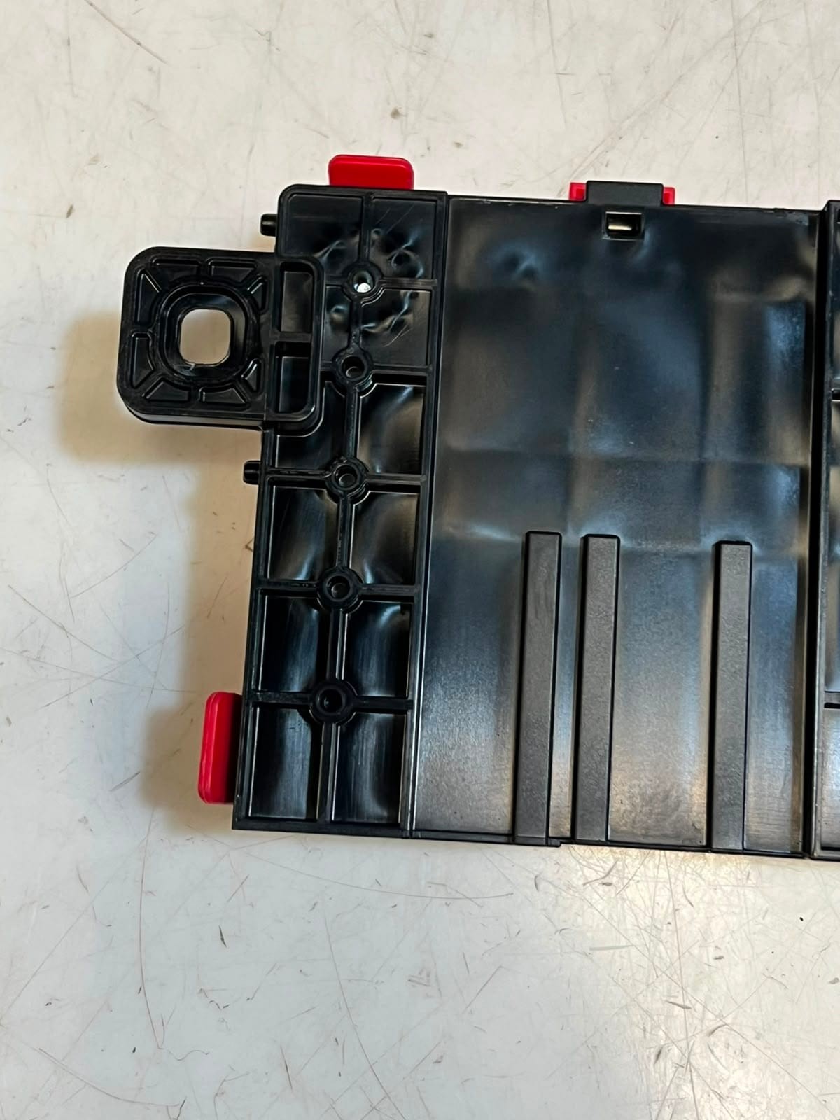 BMW G16 G11 G12 G30 G31 Power Distribution B+ Junction Terminal Module 9353742