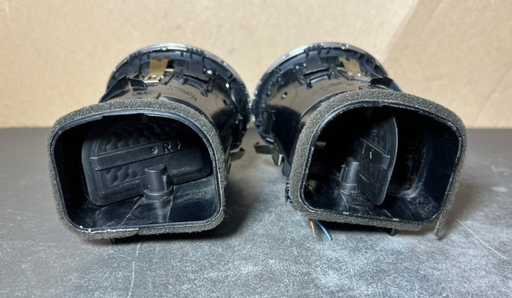 12-14 Mercedes W204 C300 C250 Front Dashboard Left \ Right Heater A/C Air Vent