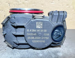 Bild in die Galerieansicht laden, 17-22 Mercedes GLB CLA W205 OM264 OM260 Throttle Body Valve A264 1410100 OEM