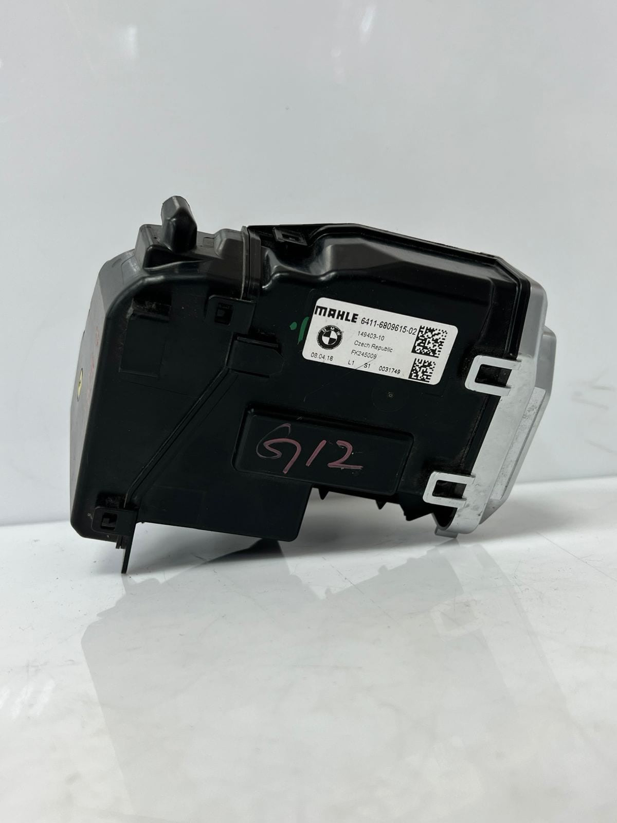 2015-2018 BMW 750i Ambient Air freshener Fragrance Control Unit 6411 6809615 OEM