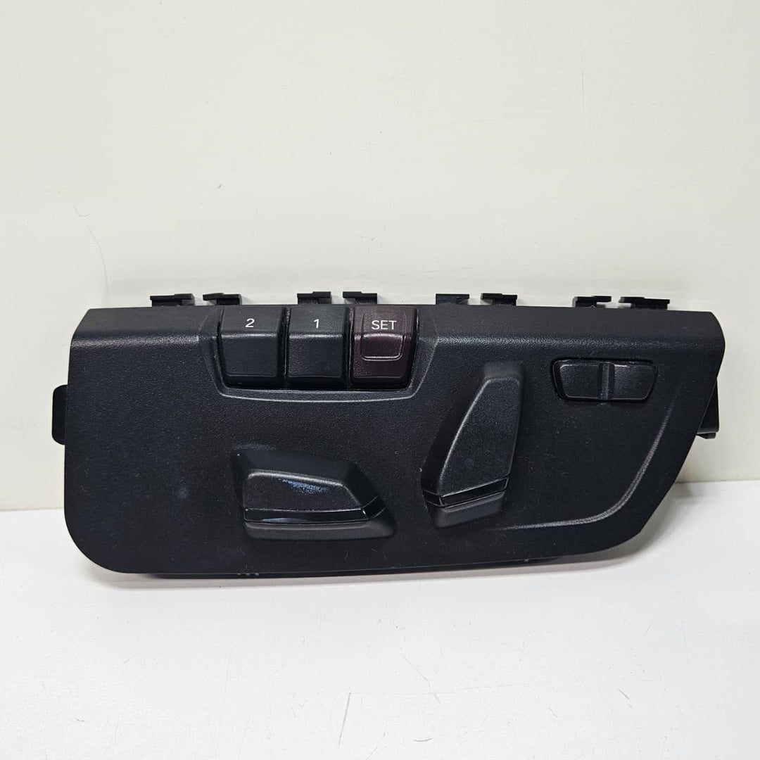 2015-2019 BMW F20 F21 F25 F39 X1 X2 Seat Adjustment Switch 9359833