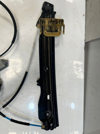 2010-2016 BMW 528i 5 Series F10 F11 Window Regulator Front Left 7182111 OEM